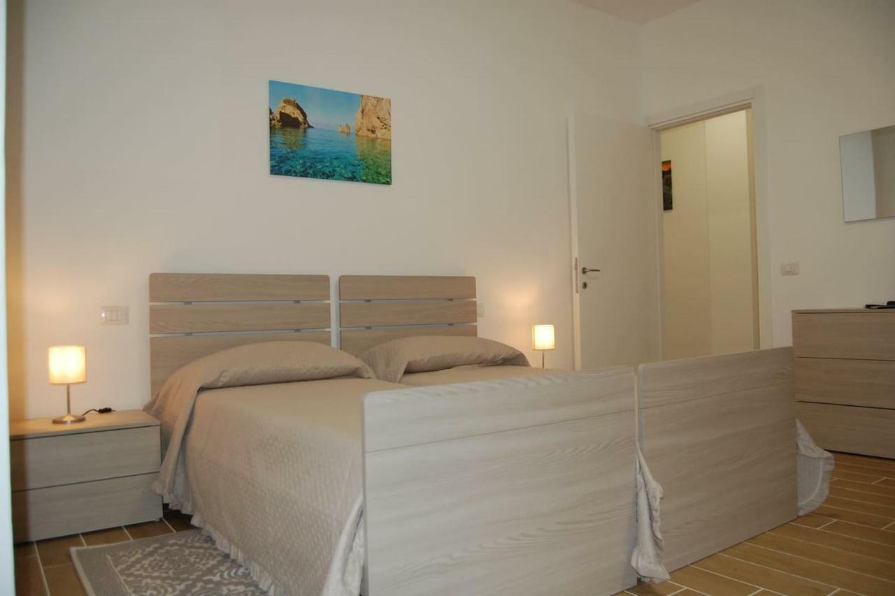 La Casa Di Nina Lejlighed Minturno Eksteriør billede